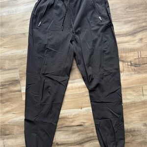 Women’s Lululemon License to Train High Rise Pant Sz 6